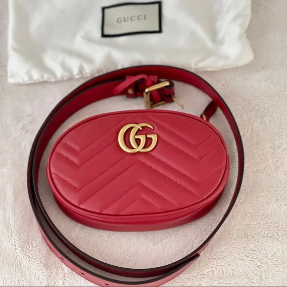 GUCCI Calfskin Matelasse GG Marmont Belt Bag - Picture 4 of 11